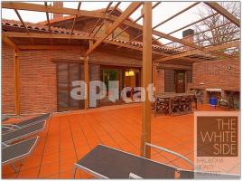Houses (detached house), 400.00 m², almost new