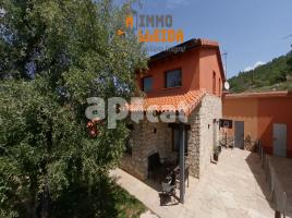 Houses (detached house), 127.00 m², almost new, Calle Planell