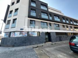 New home - Flat in, 5000.00 m², near bus and train, Calle del President Macià, 16
