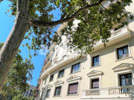 Flat, 239.00 m², close to bus and metro