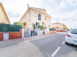 Houses (terraced house), 170.00 m², almost new