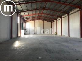 Nau industrial, 573.00 m², seminou, Calle 3 - P.I. ARREAQUE