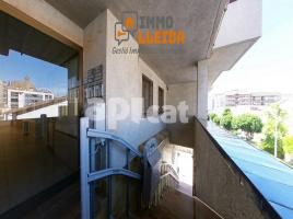 Flat, 98.00 m², near bus and train, Calle del Doctor Fleming