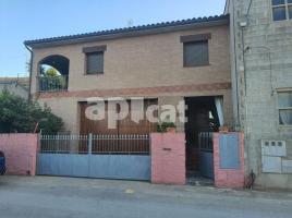 Houses (villa / tower), 600 m², almost new