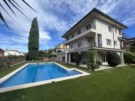 For rent detached house, 650.00 m²