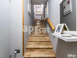 Houses (terraced house), 126.00 m², near bus and train, almost new