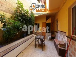 Houses (terraced house), 290.00 m², near bus and train, Calle la Cort