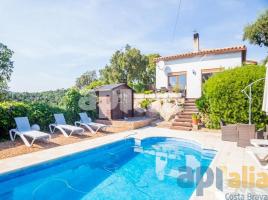 Houses (villa / tower), 228.00 m², Calle Palmeres