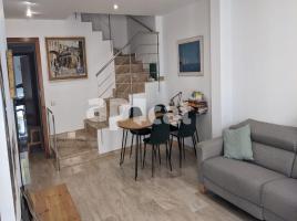 Flat in monthly rentals, 107.00 m², near bus and train, Calle Ample