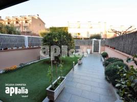 Houses (terraced house), 262.00 m², almost new