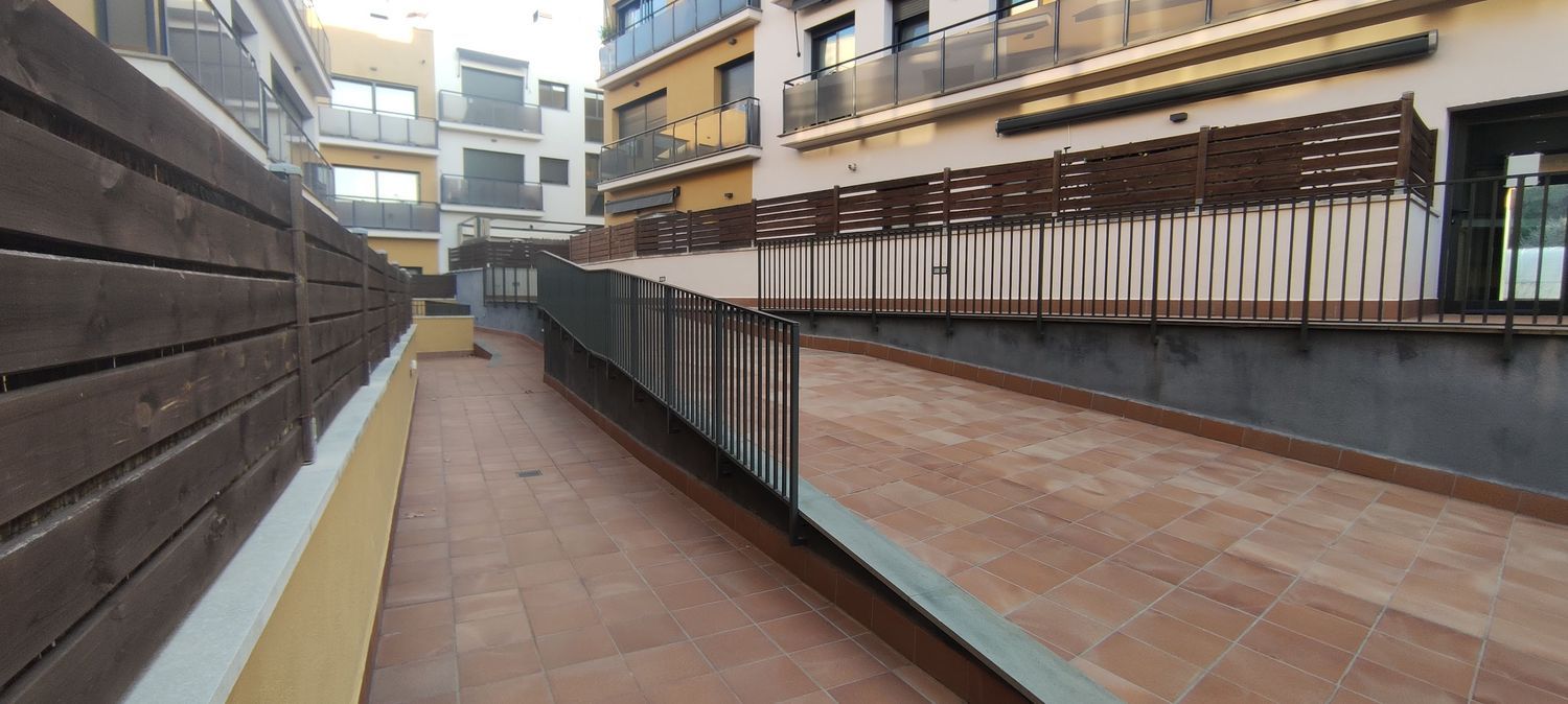 Flat, 80.00 m², almost new, Nord Oest - Can Noguera