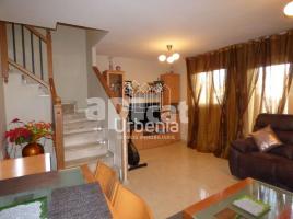 Flat, 134 m², almost new, Zona