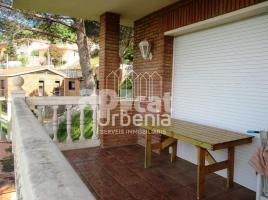 Houses (detached house), 400 m², almost new, Zona
