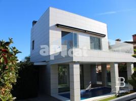 Houses (detached house), 347 m², almost new, Zona