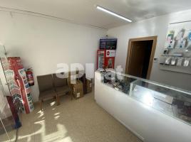 For rent business premises, 60.00 m², near bus and train, Calle d'Aragó, 459