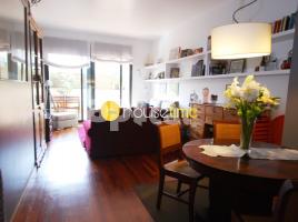 Flat, 113 m², almost new