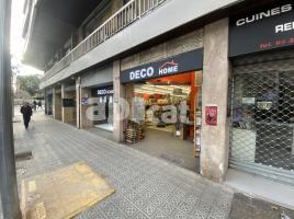 Local comercial, 589.00 m², Calle de València, 379