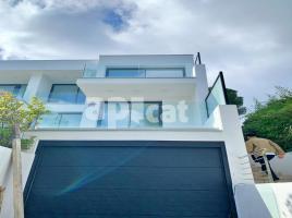 New home - Houses in, 450.00 m², new, Calle Canigo, 20
