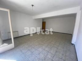 Flat, 147.00 m², near bus and train, Cappont