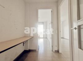 Flat, 95.00 m², near bus and train, almost new, Masquefa