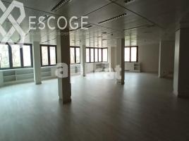 For rent office, 200.00 m²