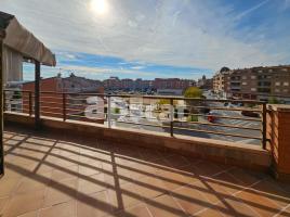 Houses (terraced house), 300.00 m², near bus and train, almost new, Torrefarrera