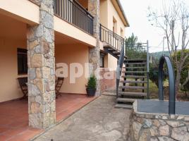 Houses (detached house), 213.00 m², near bus and train, almost new, Begues