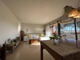 Flat, 128.00 m², almost new