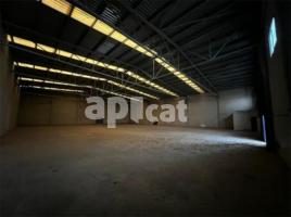 Industrial, 530.00 m², Calle Castell