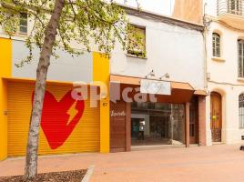 Houses (terraced house), 204.00 m², near bus and train, Calle Font Vella