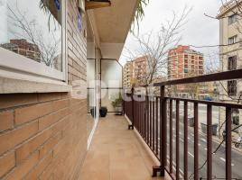 Flat, 113.00 m², close to bus and metro