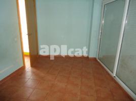 Houses (detached house), 187.00 m², near bus and train, almost new