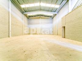 Nave industrial, 573.00 m²