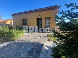 Houses (detached house), 214.00 m², near bus and train, almost new, Mediona