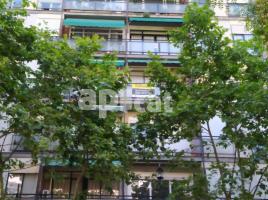 Flat, 81.00 m², close to bus and metro