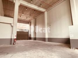 Lloguer nau industrial, 1000.00 m², Les Casernes - Sant Jordi