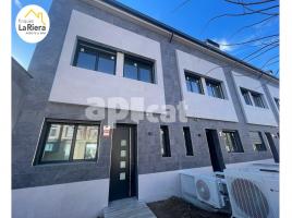 New home - Houses in, 177.00 m², near bus and train, new
