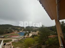 Houses (detached house), 294.00 m², near bus and train, almost new, Olèrdola