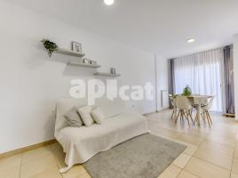 Apartament, 111.00 m², near bus and train, almost new, Eixample Residencial
