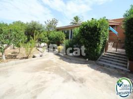 Houses (detached house), 230.00 m², near bus and train, Requesens