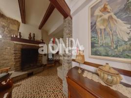 Houses (terraced house), 387.00 m², near bus and train, Calle Ravàl del Vall, 25