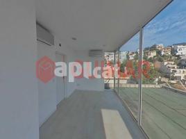 Houses (detached house), 293.33 m², near bus and train, almost new, Levantina-Montgavina-Quintmar