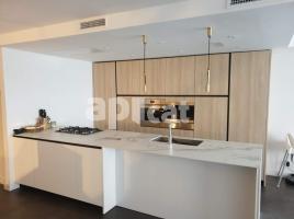 Flat, 200.00 m², close to bus and metro