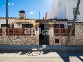 Houses (detached house), 63.00 m², near bus and train, Riells