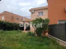 Houses (terraced house), 153.00 m², almost new, Calle Marinada, 23