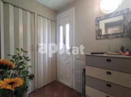 Property Vertical, 270 m²