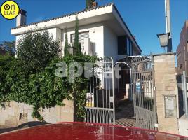 Houses (country house), 262.00 m², near bus and train, Martinica-Ateneu