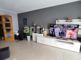 Flat, 110.00 m², almost new