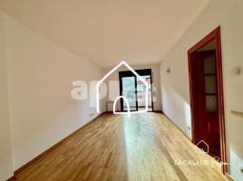Flat, 100.00 m², near bus and train, almost new, El Castell-Poble Vell