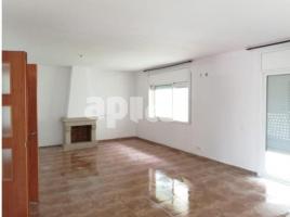 Houses (detached house), 327.00 m², near bus and train, almost new, Cervelló